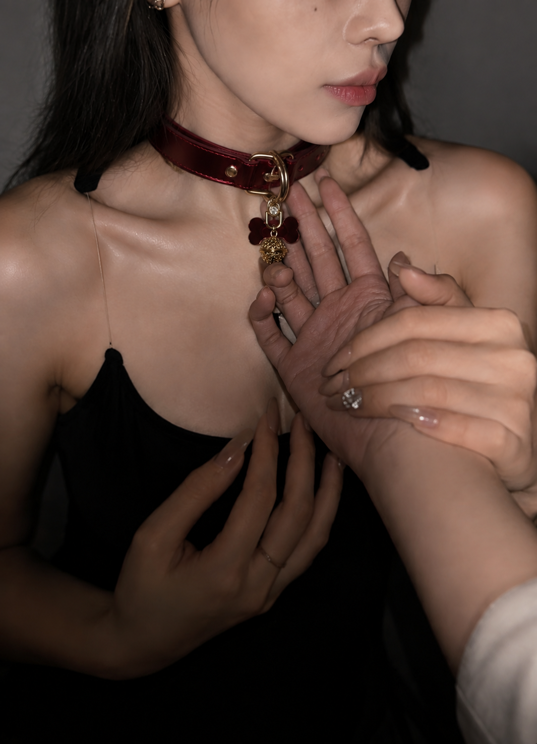 female model wearing elegant color changing choker necklace